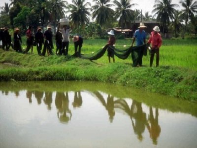 PESCA RIO (3)  CAMPESINOS